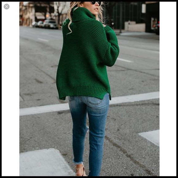 Chunky Knit Stweater - Picture 5 of 9